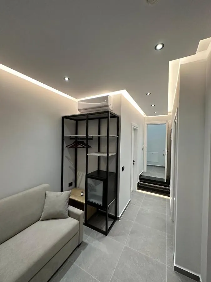 Guest house Villa Idrizi Sarande Albania
