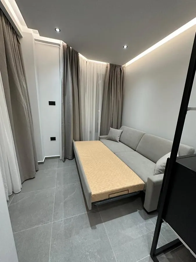 Guest house Villa Idrizi Sarande Albania